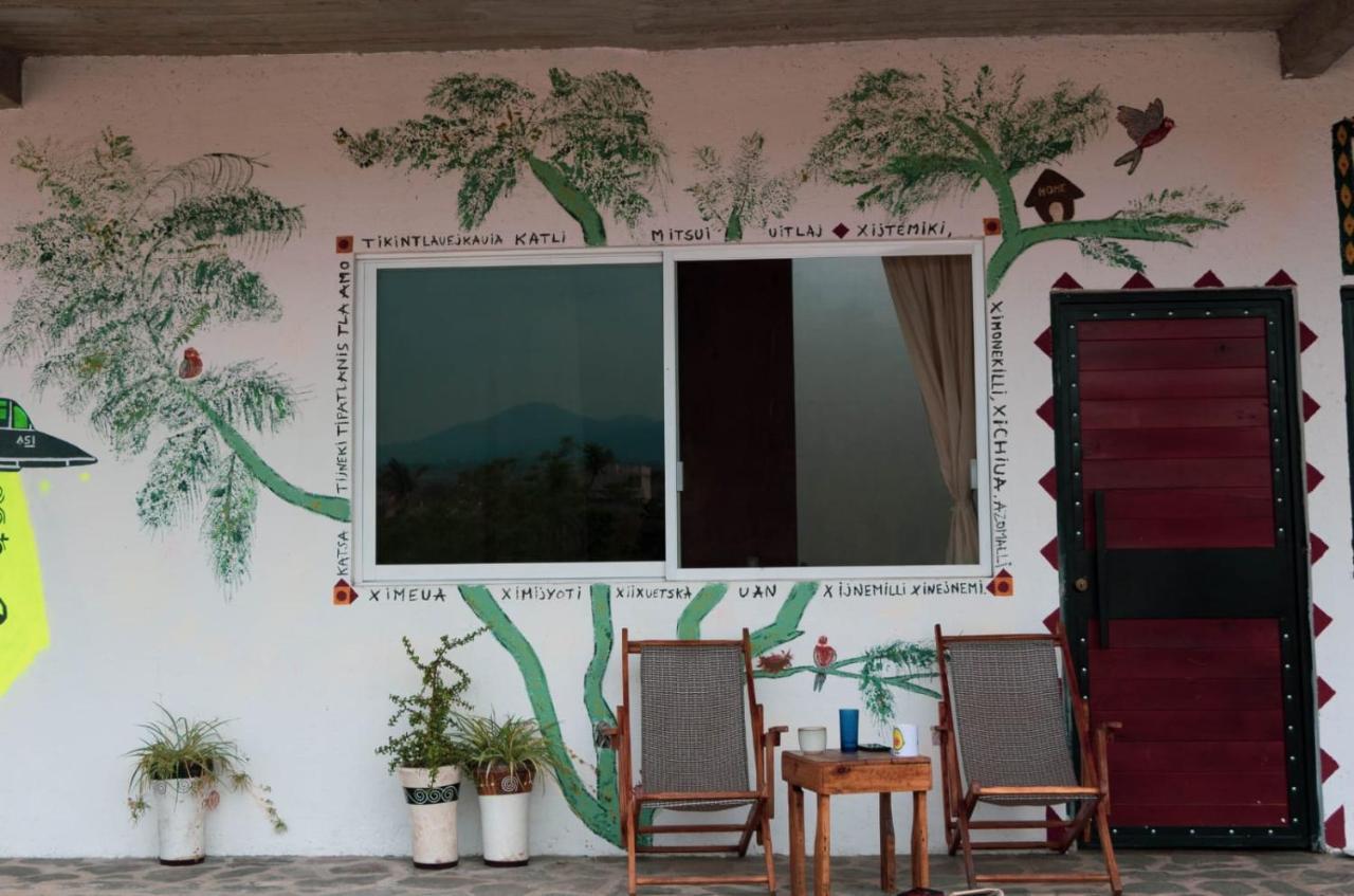 Casa De Huespedes Colmena Hotel ตลายาคาปาน ภายนอก รูปภาพ