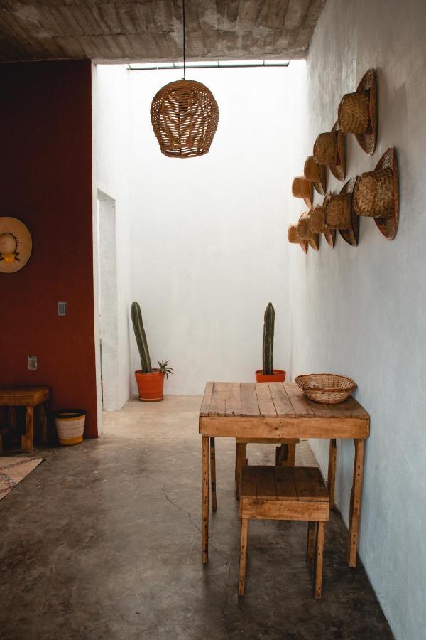 Casa De Huespedes Colmena Hotel ตลายาคาปาน ภายนอก รูปภาพ